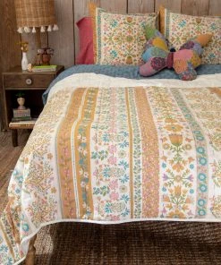 Natural Life Border Print Stitch Quilt