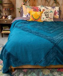 Natural Life Diamond Tufted Coverlet