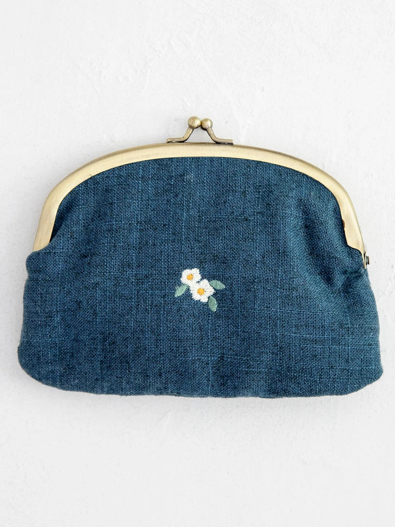 Natural Life Embroidered Coin Purse Back To Campus 9 Natural Life Embroidered Coin Purse Back To Campus
