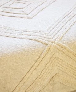 Natural Life Diamond Tufted Coverlet