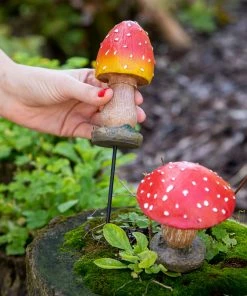 Natural Life Set Of 2 Garden Stakes Beach & Outdoors