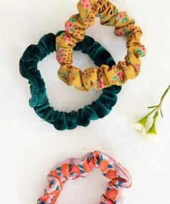 Natural Life Scrunchie Gift Set ACCESSORIES