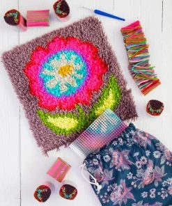 Natural Life FUN & GIFTS Latch Hook Kit