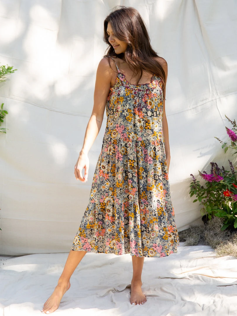 Natural Life Embroidered Harley Midi Dress NEW & TRENDING 10 Natural Life Embroidered Harley Midi Dress NEW & TRENDING