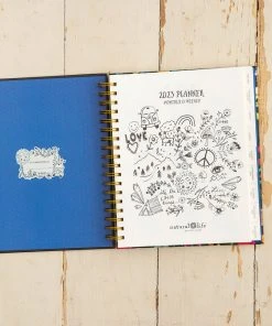 Natural Life 2022-23 17 Month Planner Gifts & Fun Things