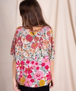 Natural Life CLOTHES Easy V-Neck Top